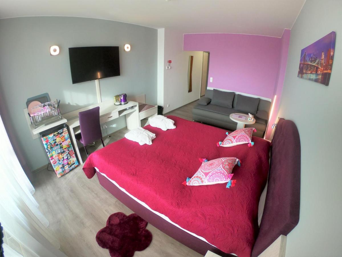 Violet Apartment Фримбурк Екстериор снимка